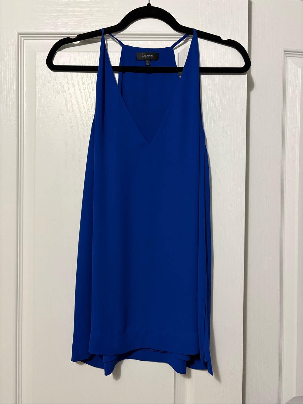 Babaton Cobalt V-Neck Sleeveless Silk-Feel Camisole